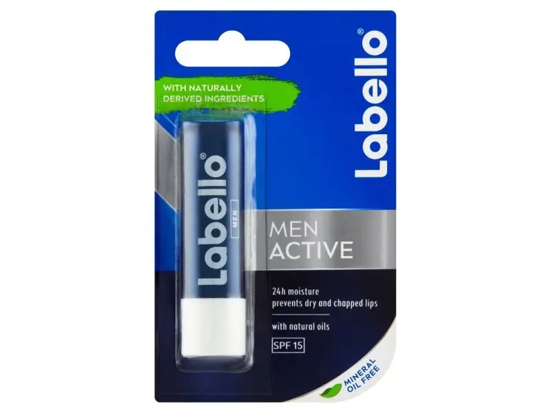 Labello Active for Men Ošetrujúci balzam na pery pre  mužov, 4,8 g